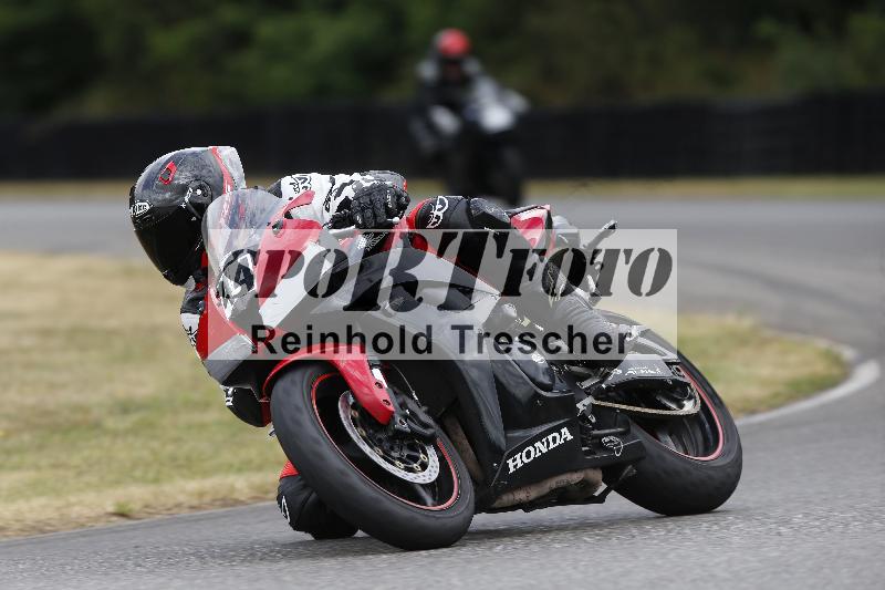 /32 07.07.2025 Plüss Moto Sport ADR/Freies Fahren/44